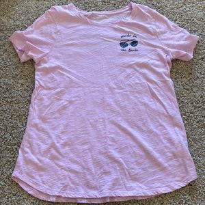 Old navy tshirt